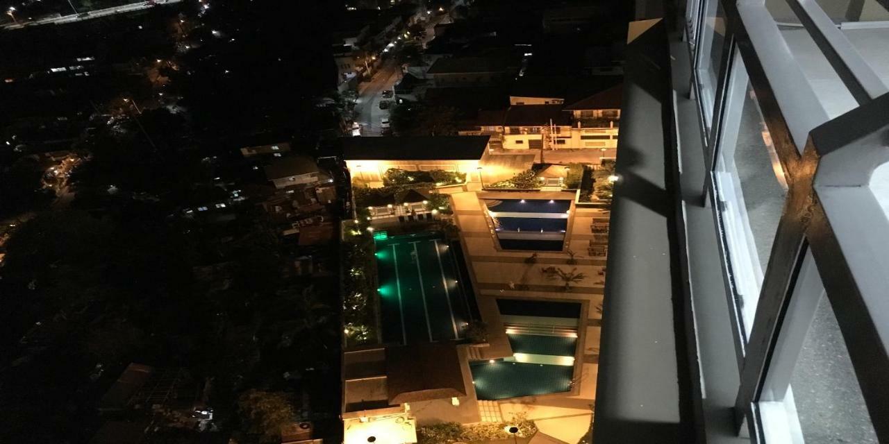 Viera Residence Manila Exterior photo